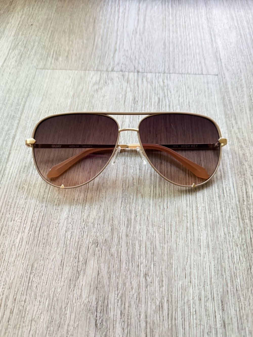 quay australia high key tan metal frame aviator sunglasses eyewear NEW